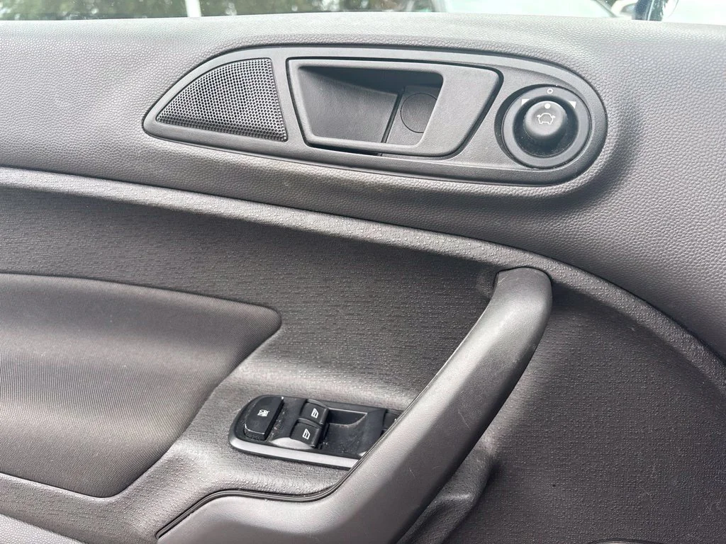 Used 2019 Black Ford SE image 14