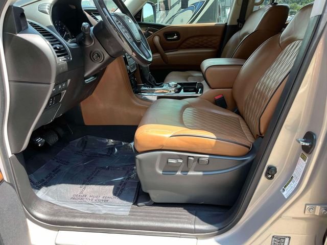 Used 2018 Beige INFINITI Base image 34