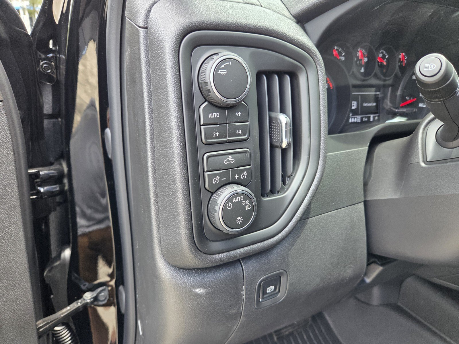 2026 Chevrolet Silverado 1500 Custom Trail Boss - Photo 24