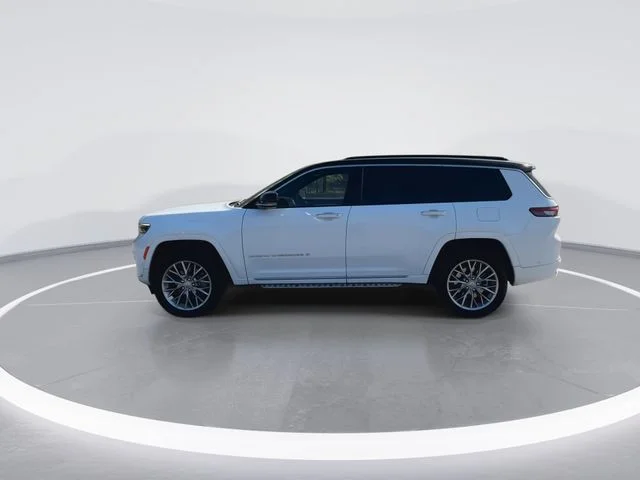 Used 2025 White Jeep Summit image 6