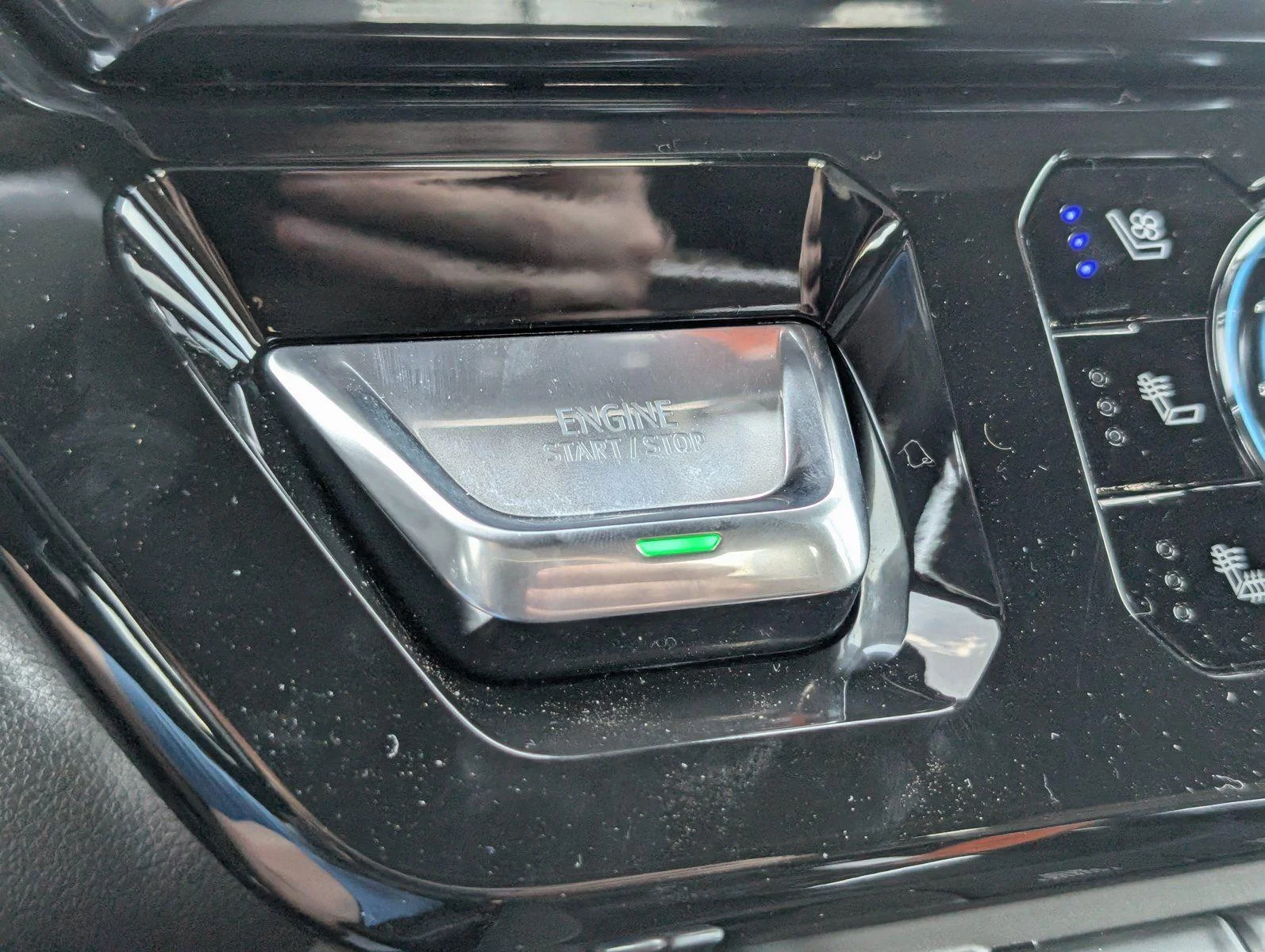 New 2026 Glacier White Tricoat GMC Denali DRW image 22