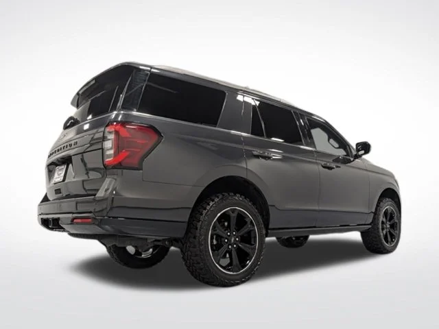 Used 2024 Gray Ford Limited image 8
