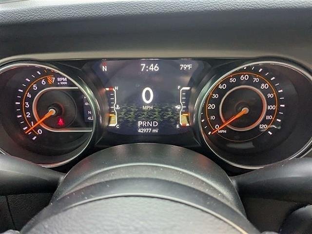 Used 2020 Hydro Blue Pearl Coat Jeep Sport image 27