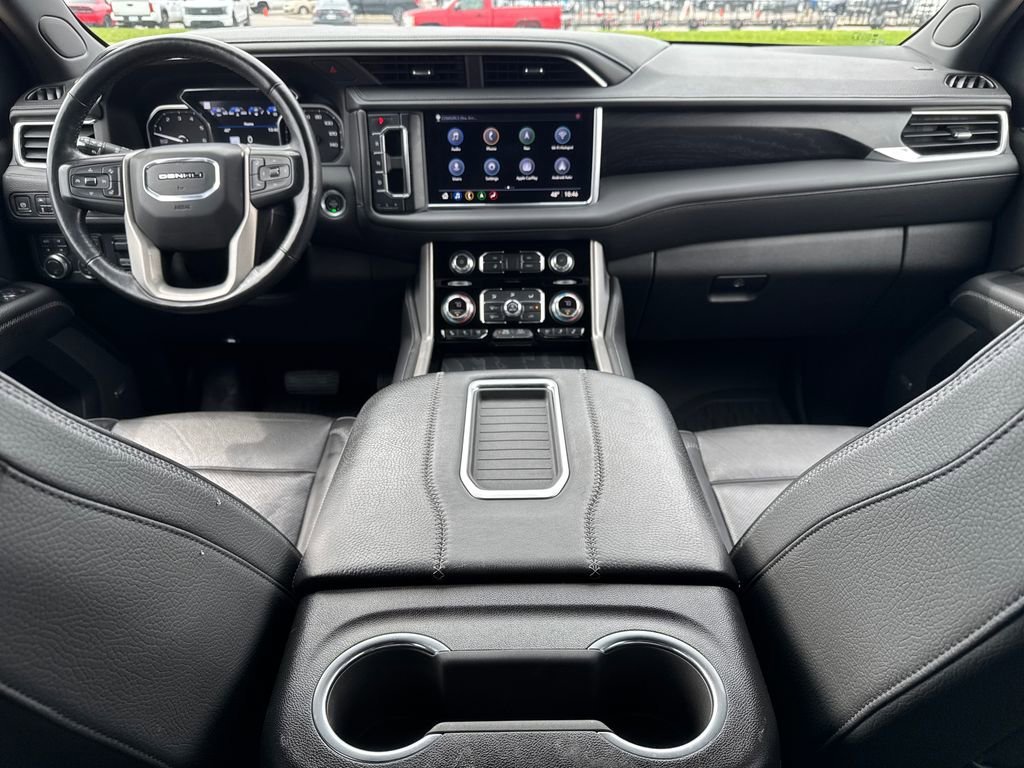 2021 GMC Yukon Denali - Photo 19