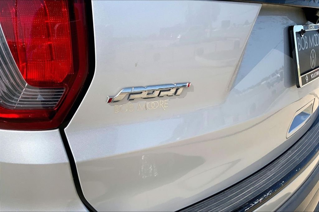 Used 2018 Ingot Silver Ford Sport image 8