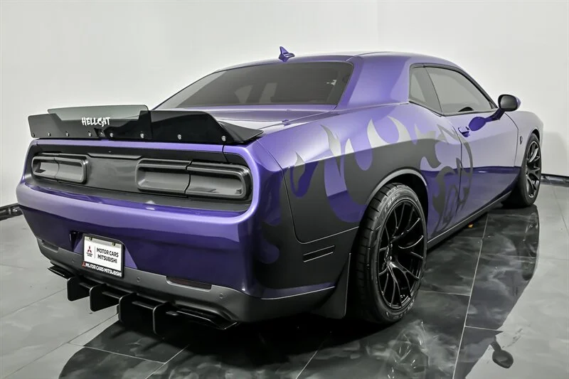 Used 2016 Plum Crazy Pearl Coat Dodge SRT Hellcat image 9
