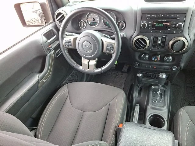 Used 2018 Black Jeep Unlimited Sport image 14