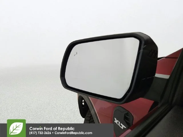 New 2026 Ruby Red Metallic Tinted Clearcoat Ford XLT image 44