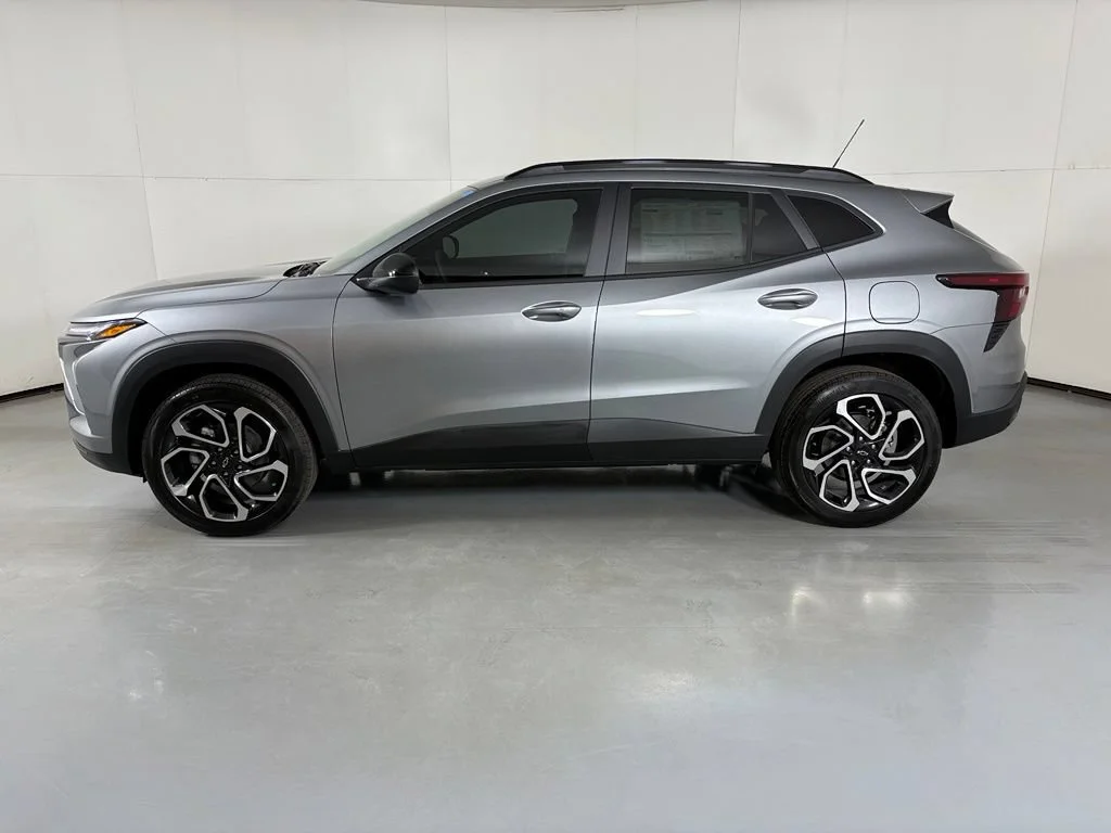 2026 Chevrolet Trax RS - Photo 6