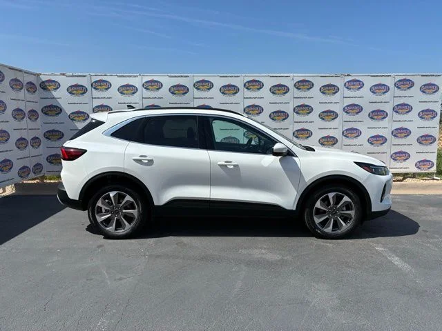2023 Ford Escape Platinum AWD's photo