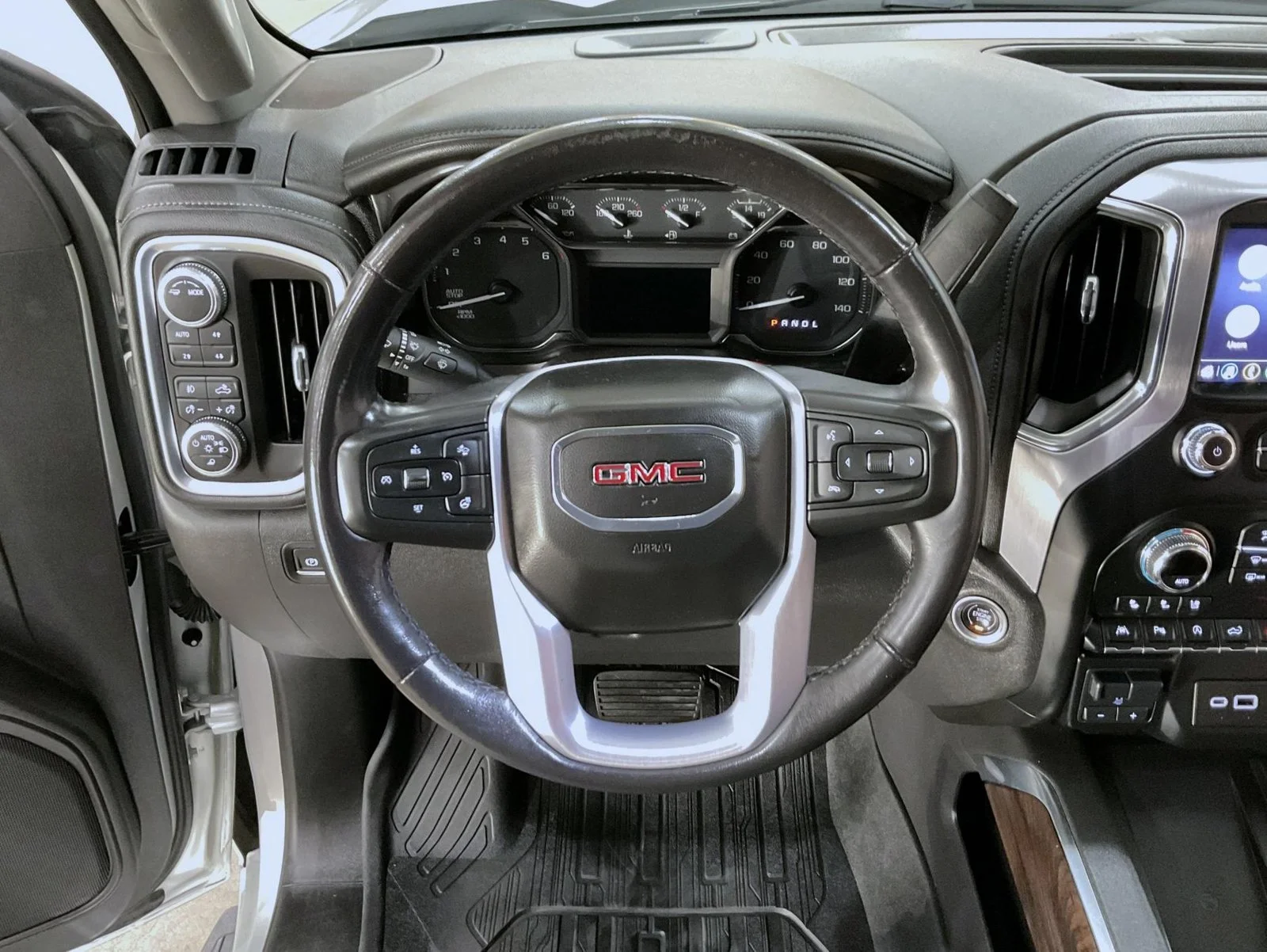 Certified Used 2020 Silver GMC SLT image 11