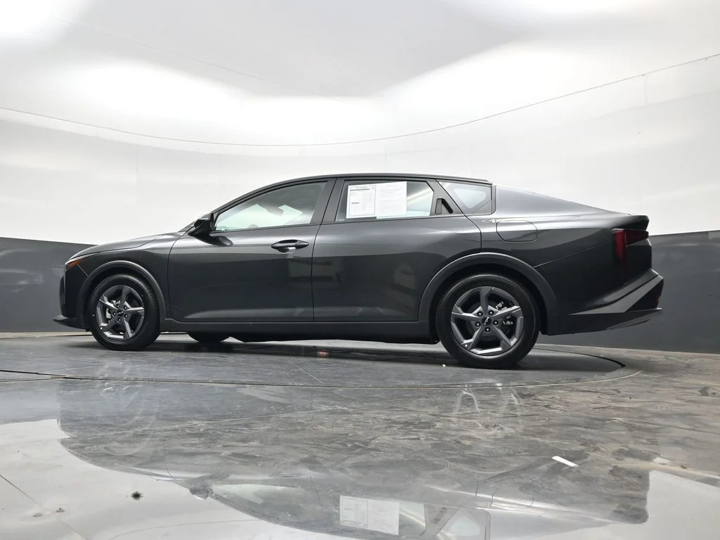 Used 2025 Gray Kia LXS image 37