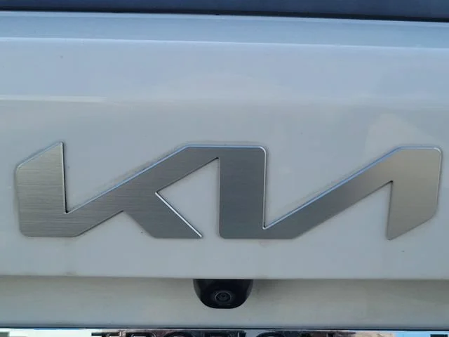 Used 2023 White Kia LX image 5