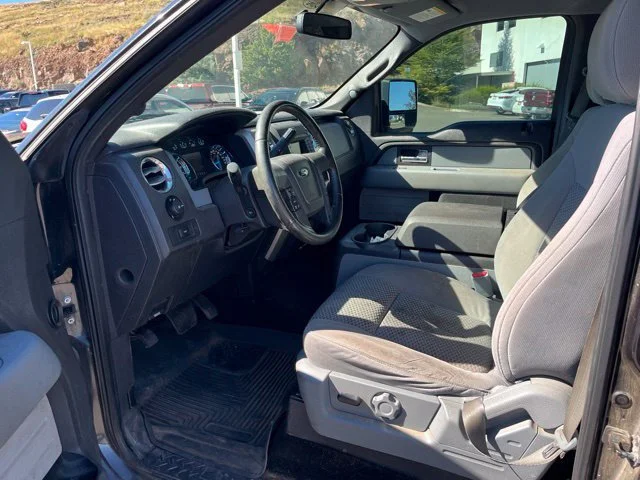 Used 2014 Tuxedo Black Metallic Ford XLT image 17