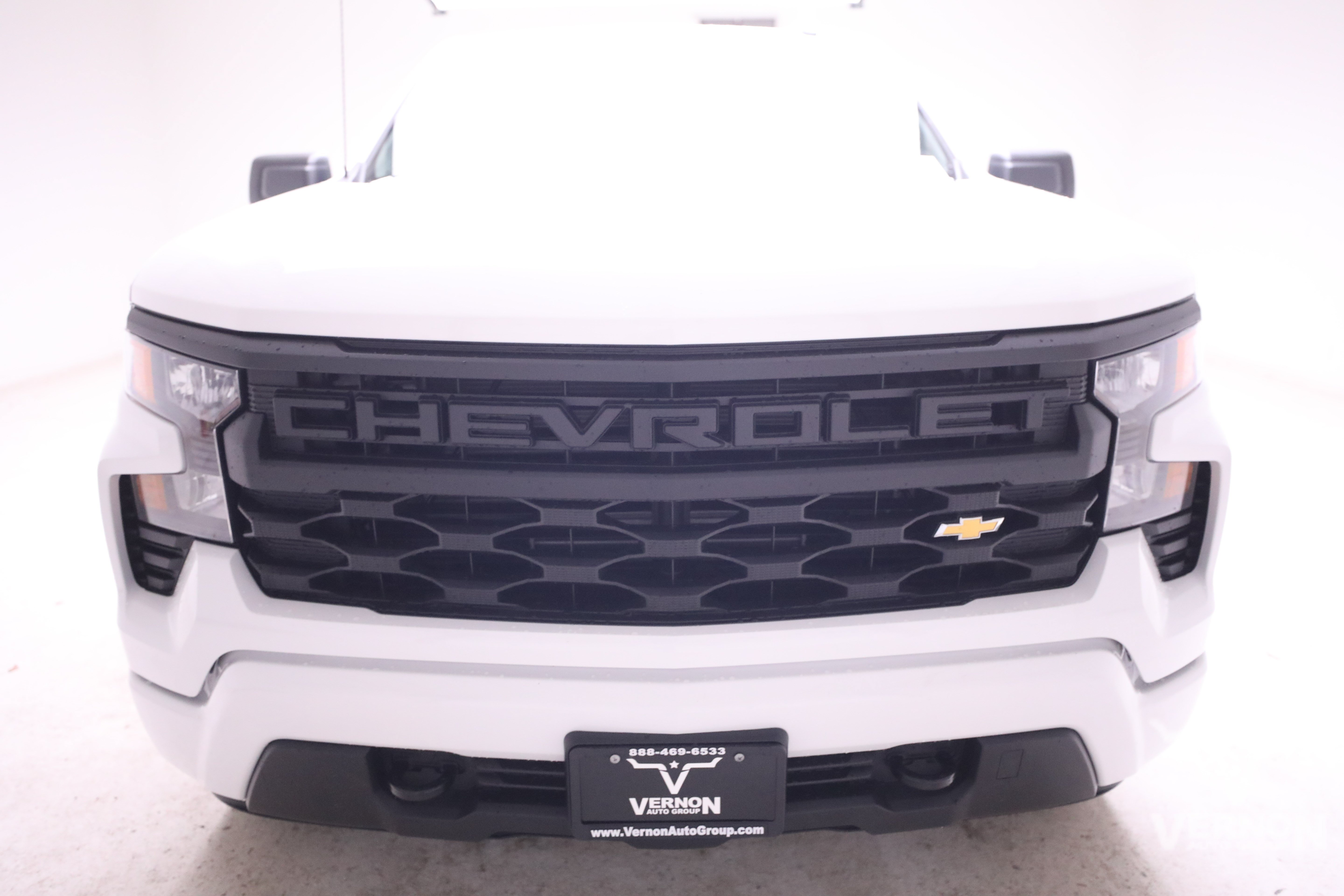 2026 Chevrolet Silverado 1500 Custom - Photo 8