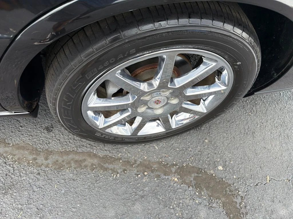 Used 2008 Black Cadillac Base image 11