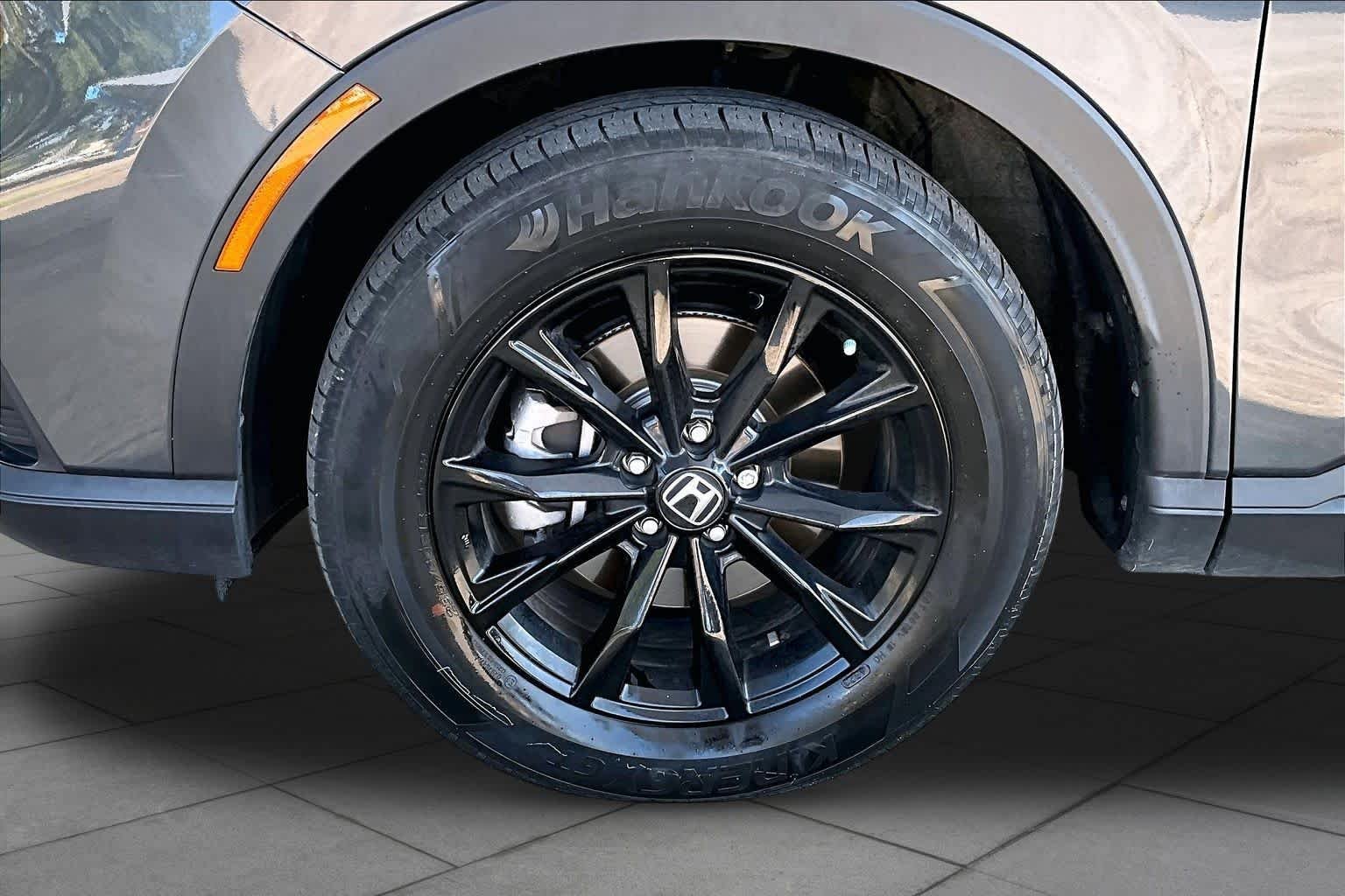 Certified Used 2024 Meteorite Gray Metallic Honda HYBRID 2WD SPORT image 11