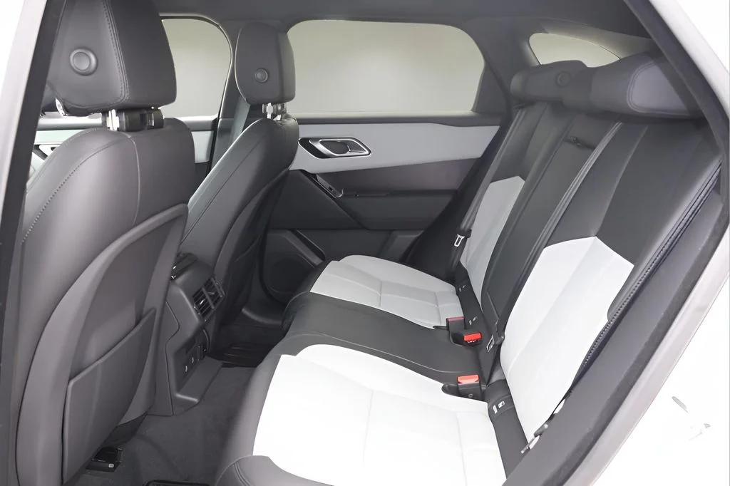 2026 Land Rover Range Rover Velar Dynamic SE - Photo 13
