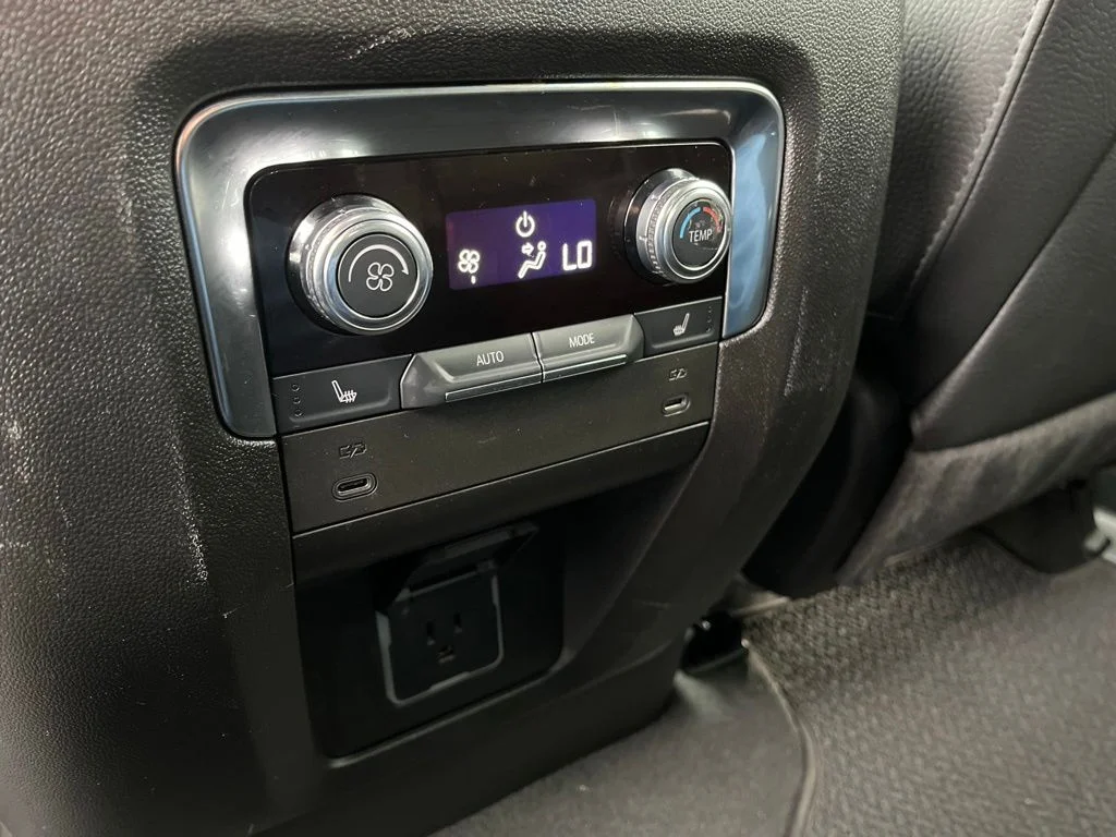 Used 2025 Silver GMC Denali image 16