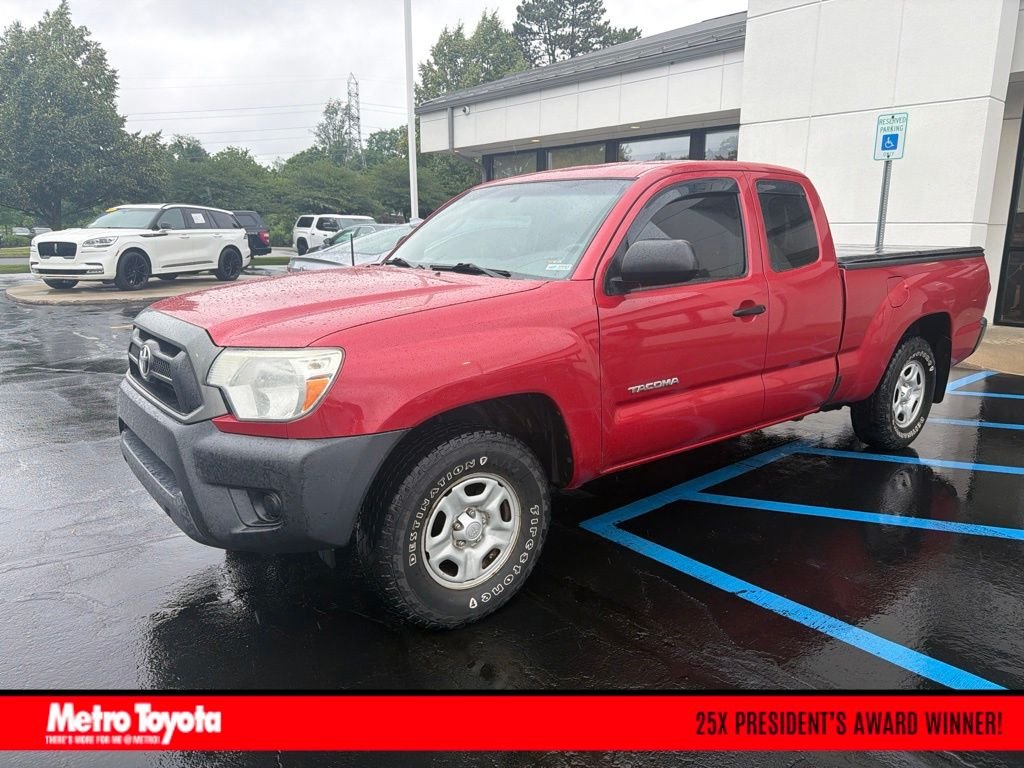 Used 2015 Red Toyota Base image 1