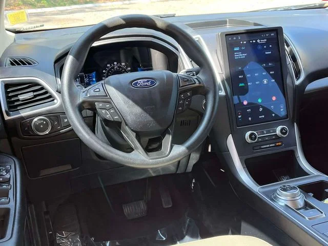 Certified Used 2024 Blue Metallic Ford SE image 14