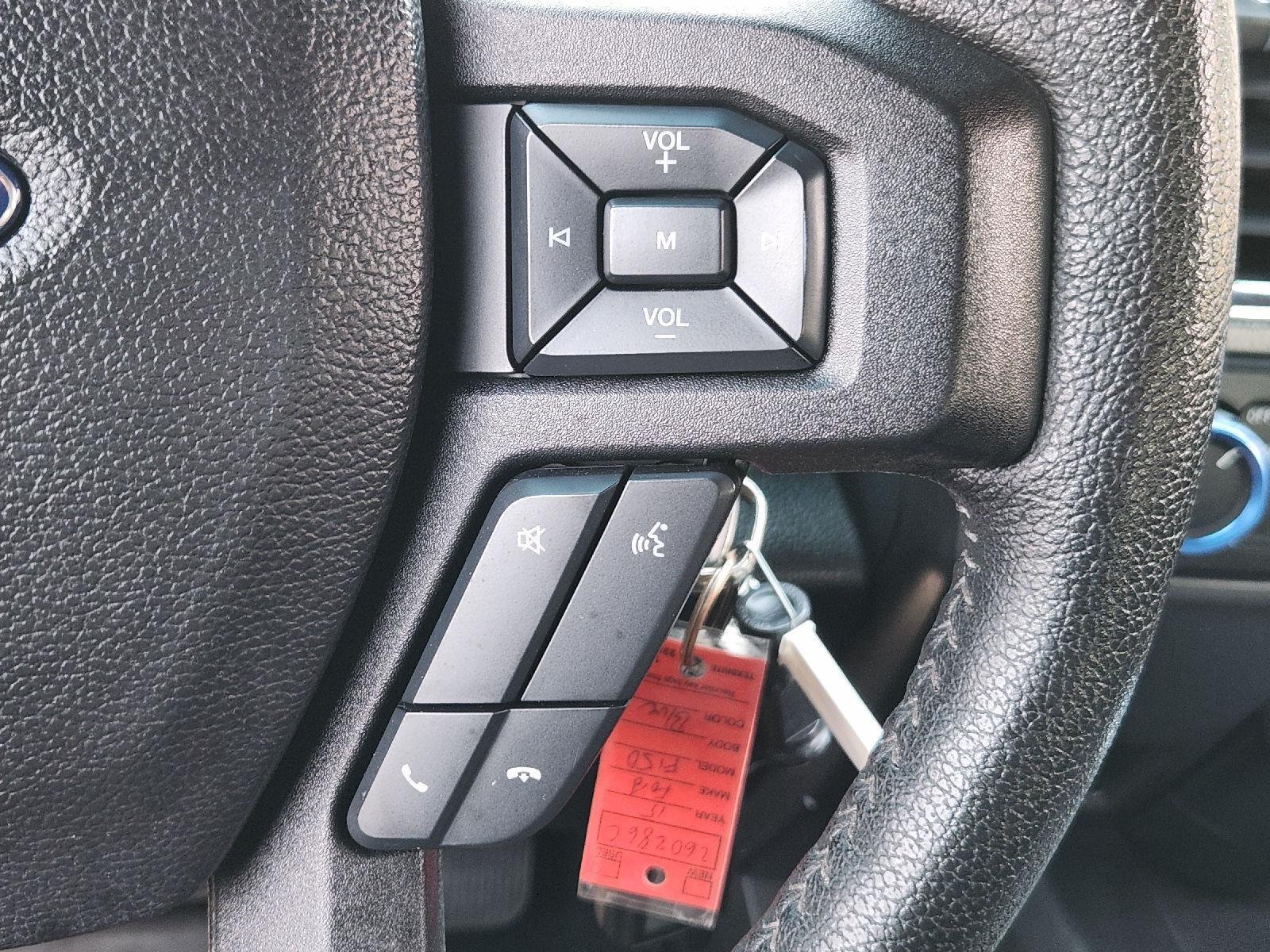 Used 2015  Ford XL image 28