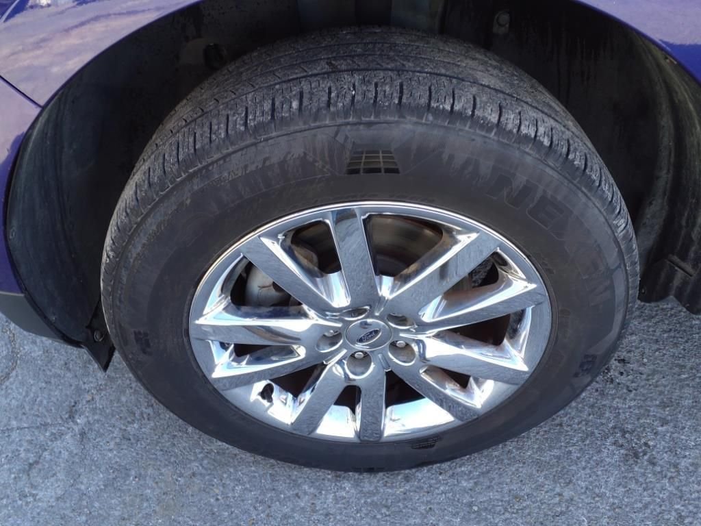 Used 2014 Deep Impact Blue Ford Limited image 6