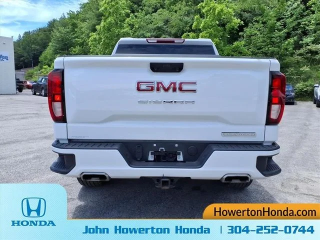 Used 2024 White GMC Elevation image 5
