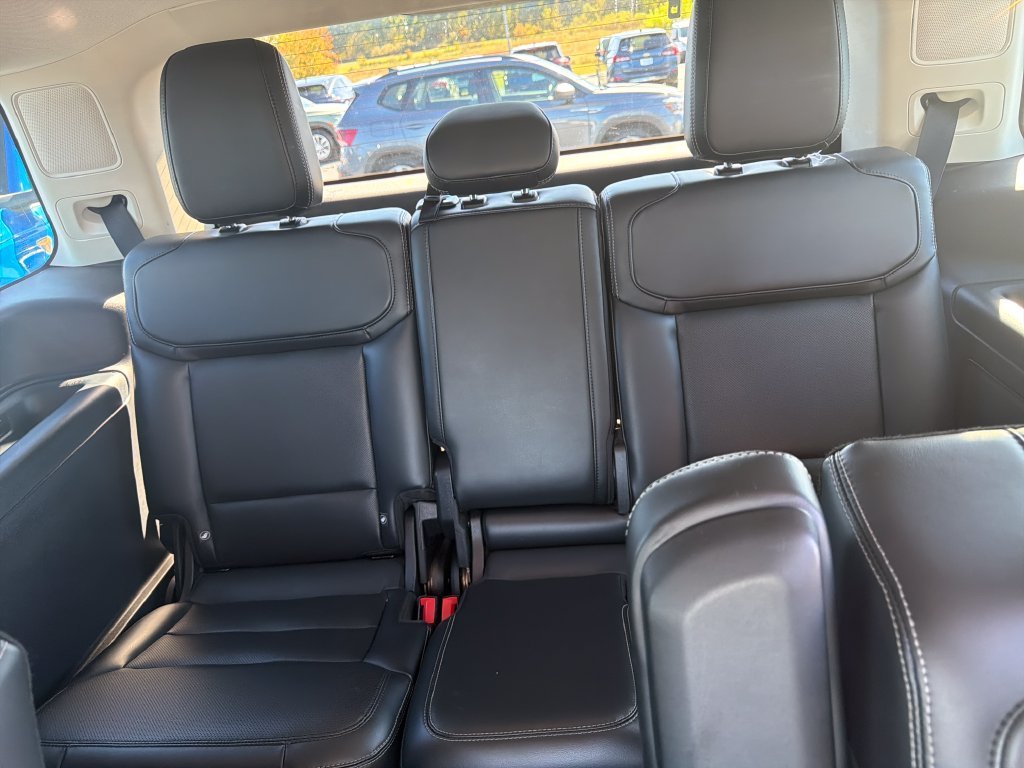 Used 2025 White Ford Platinum image 26