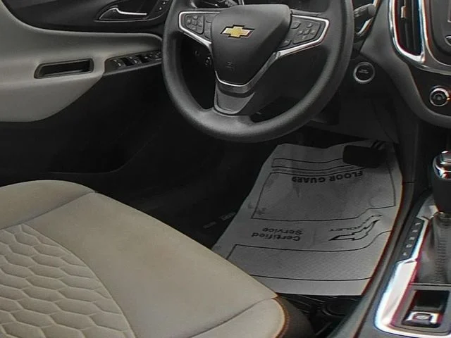Used 2018 White Chevrolet LS image 38