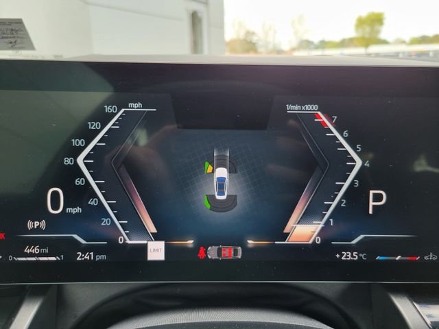 Used 2025 White Metallic BMW 530i image 28