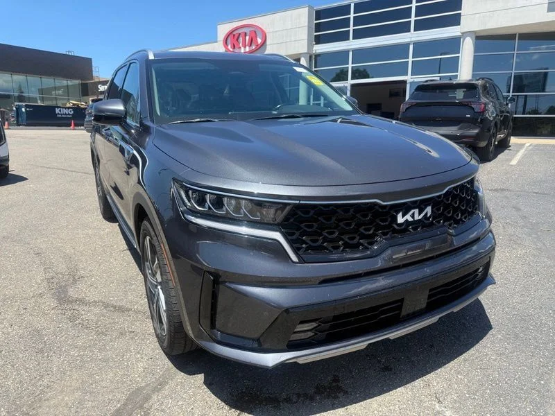 Used 2023 Gray Kia EX image 4