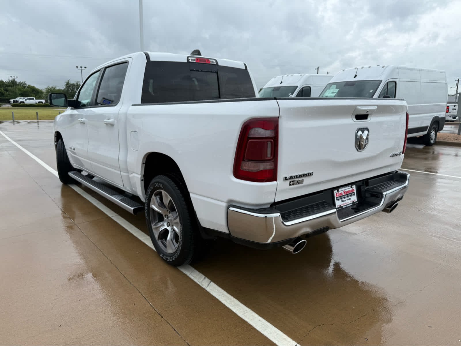 Used 2023 Bright White Clearcoat Ram Laramie image 8