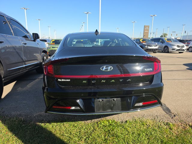 Certified Used 2023 Black Hyundai Limited image 3