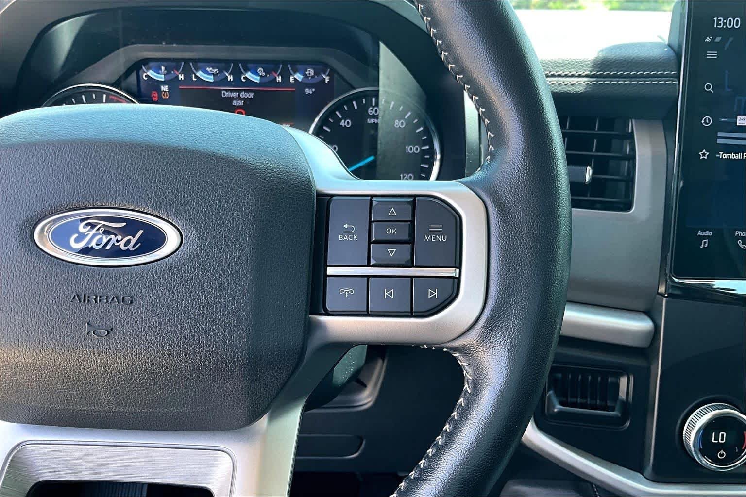 Used 2022 Agate Black Metallic Ford XLT image 24