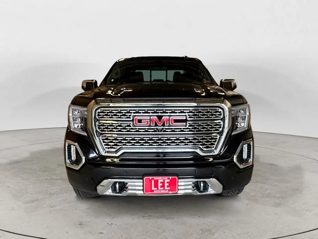Used 2019 Black GMC Denali image 9
