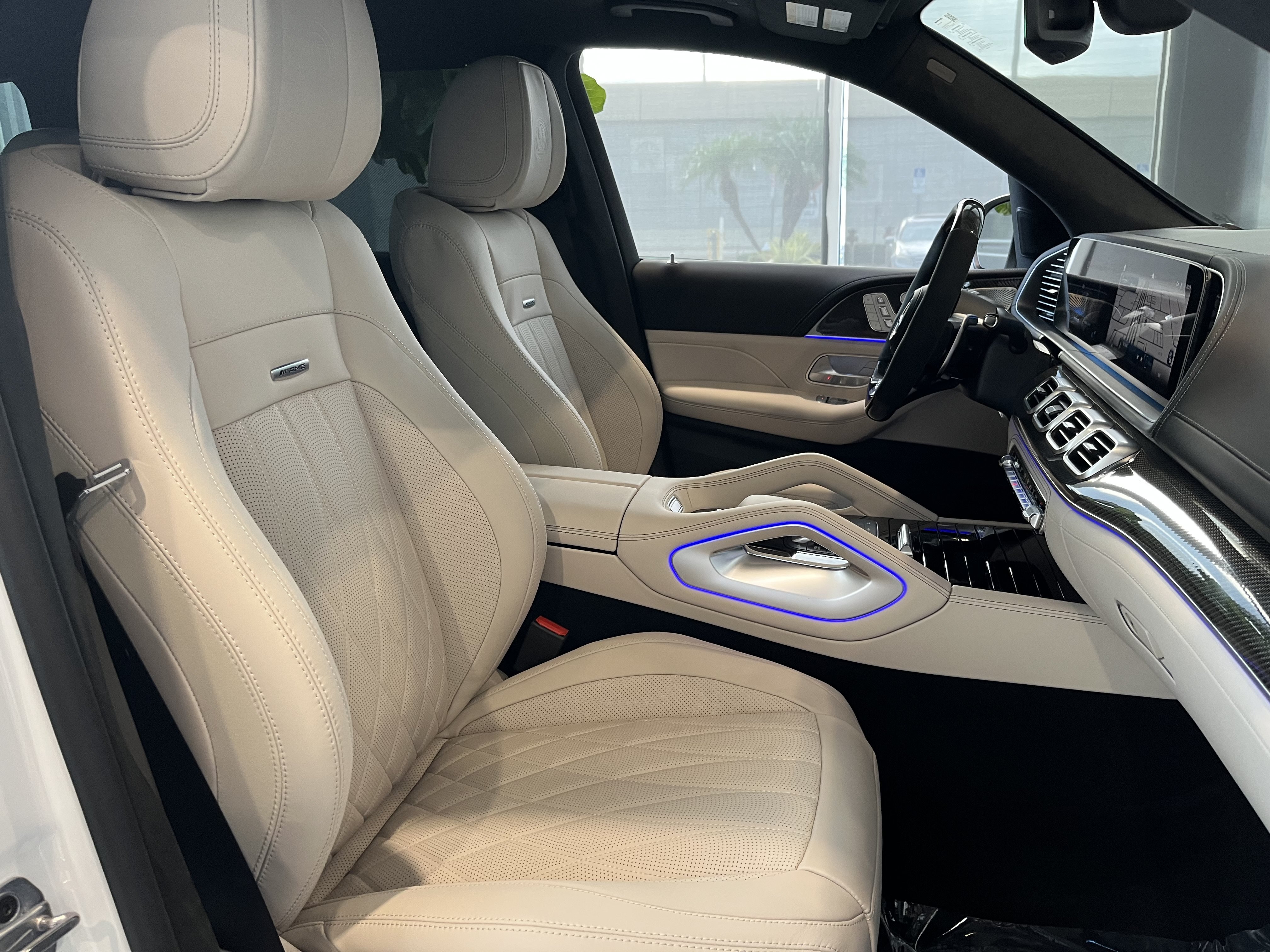 New 2026 MOONLIGHT WHITE Mercedes-Benz AMG® GLS 63 image 21