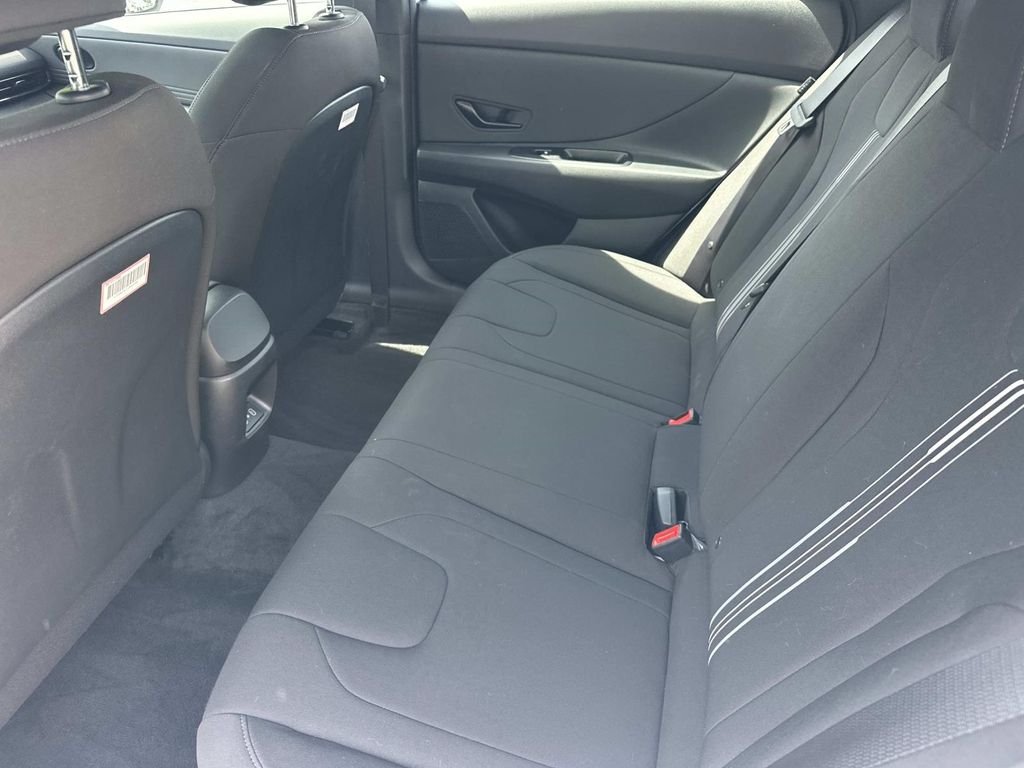Certified Used 2025 White Hyundai SEL Sport image 15