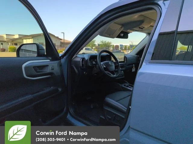 New 2026 Azure Gray Metallic Ford Outer Banks image 9