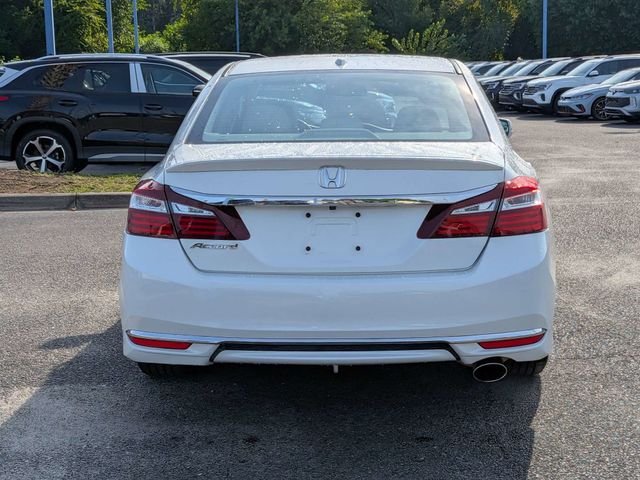 Used 2017 White Honda EX-L image 5