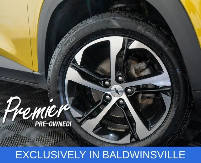 Used 2024 Yellow Chevrolet 1RS image 8