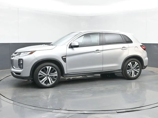 Used 2024 Silver Mitsubishi 2.0 ES image 10