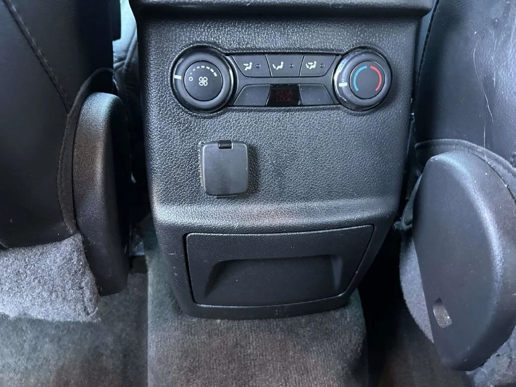 Used 2013 Black Ford XLT image 15