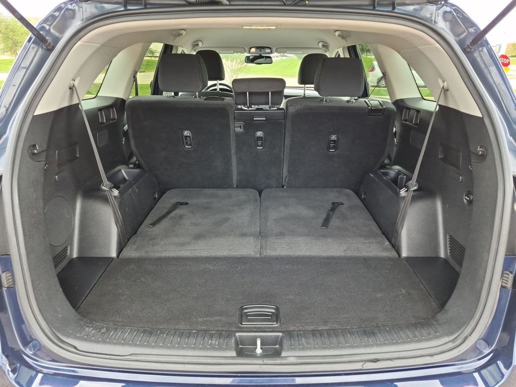 Used 2019 Blue Kia LX image 29