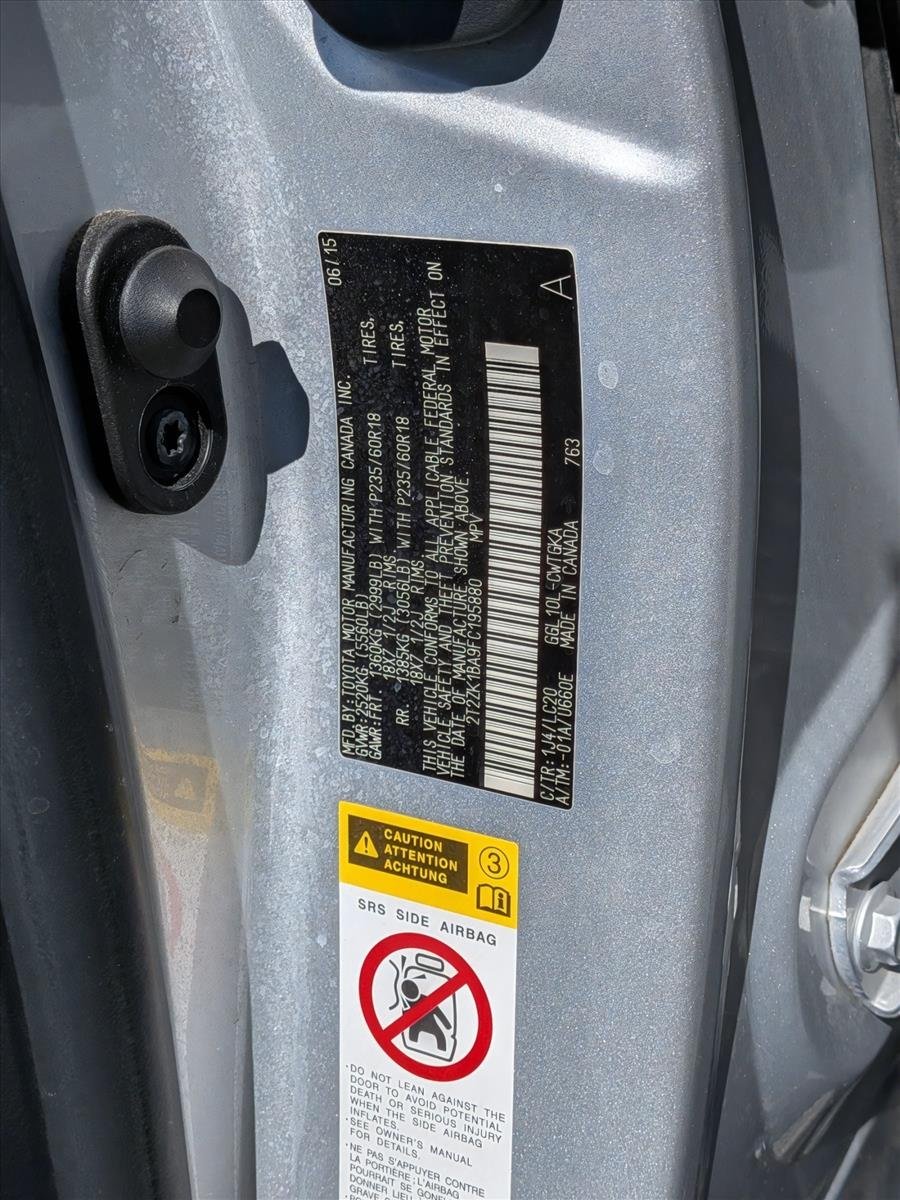 Used 2015 Silver Lining Metallic Lexus  image 25