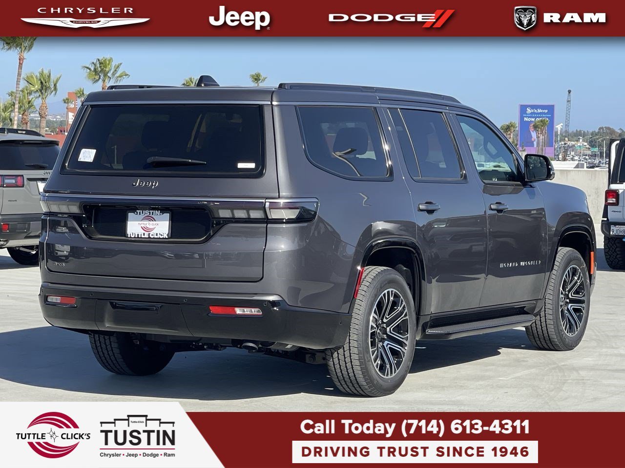 New 2026 Baltic-Gray Metallic Clear-Coat Exterior Paint Jeep  image 6