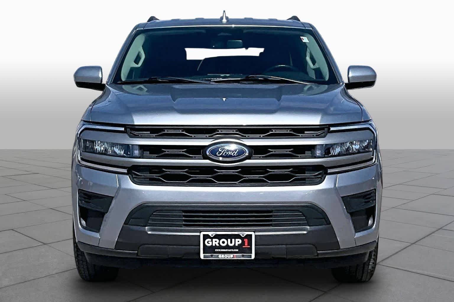 Used 2023 Iconic Silver Metallic Ford XLT image 4