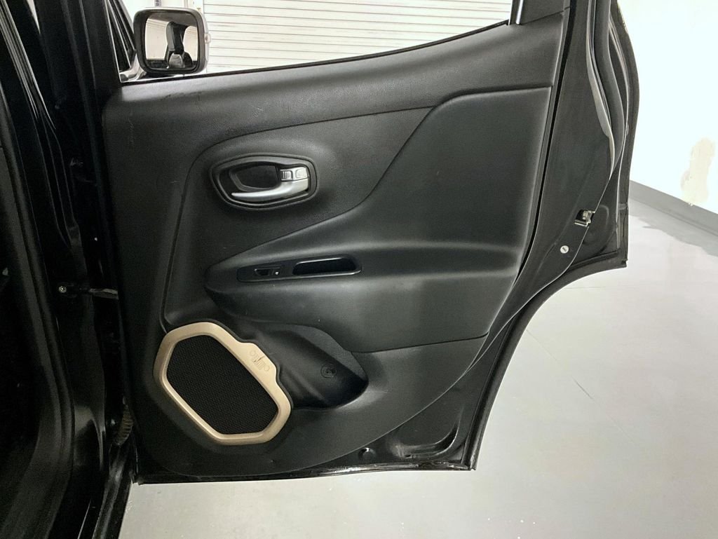 Used 2017 Black Jeep Limited image 18