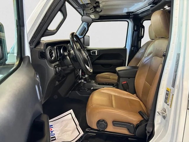 Used 2021 White Jeep Unlimited Sahara image 10