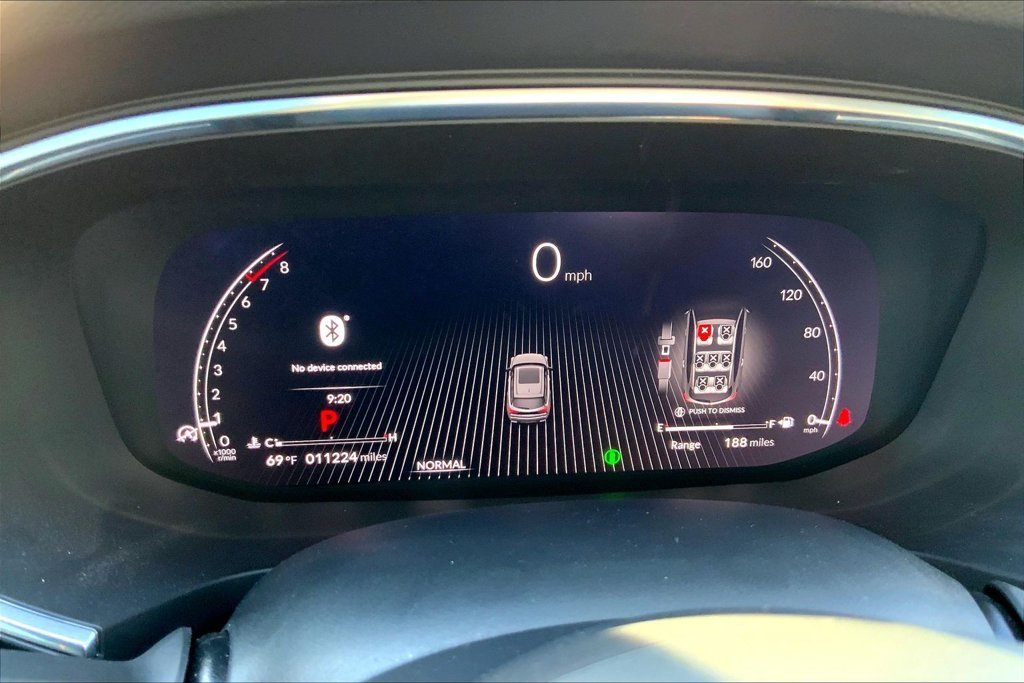 Used 2025  Acura Base image 13
